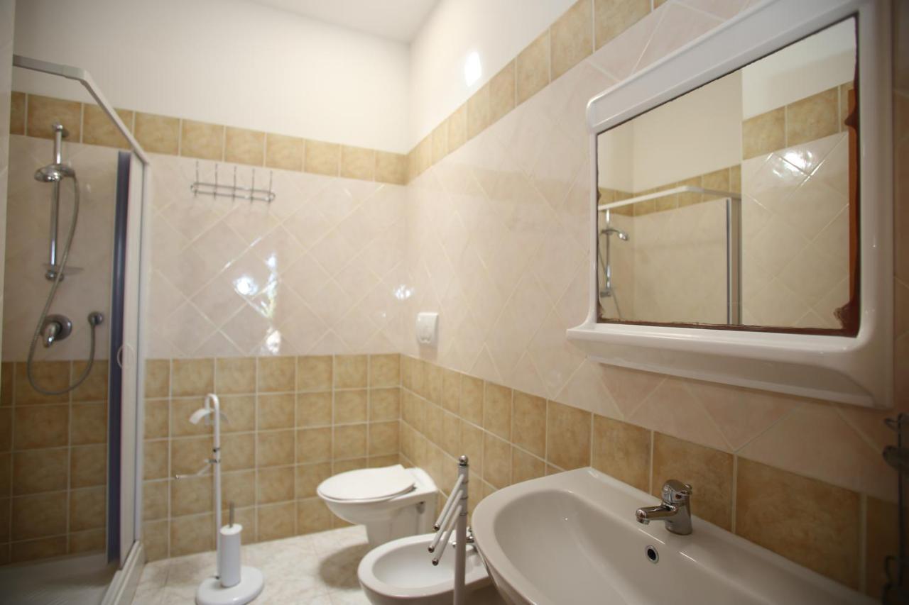 Annaluce Apartments 维耶斯泰 外观 照片